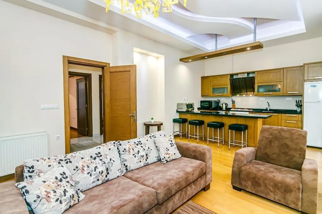 Apartment Delux Baku 0*,