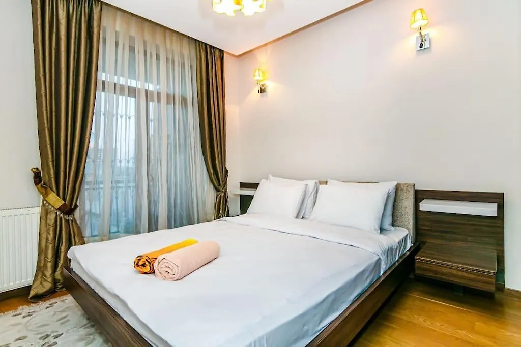 Apartment Delux Baku 0*,