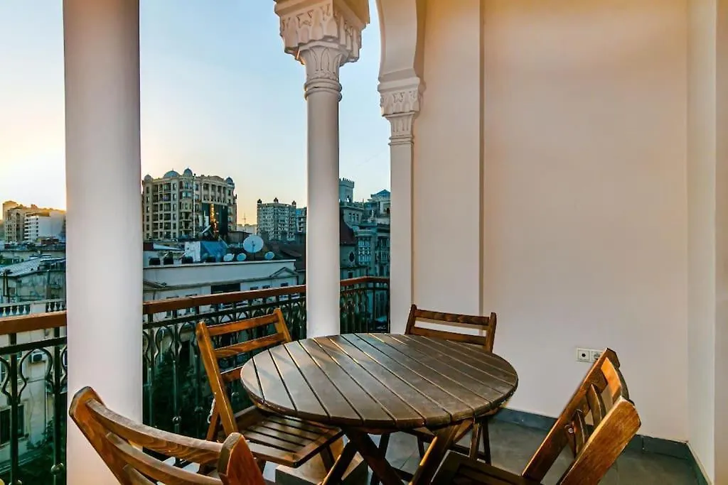 Apartment Delux Baku 0*,